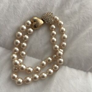 JOAN RIVERS double heart pearl bracelet